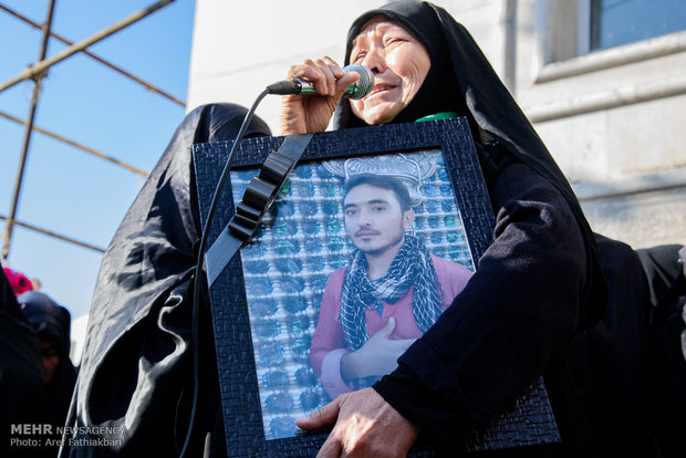 Funeral procession of Iranian martyr in Karaj