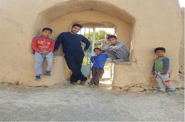 خدمت در روستای قرنطینه/ معلمی در ناکجاآباد خدمت در روستای قرنطینه/ معلمی در ناکجاآباد