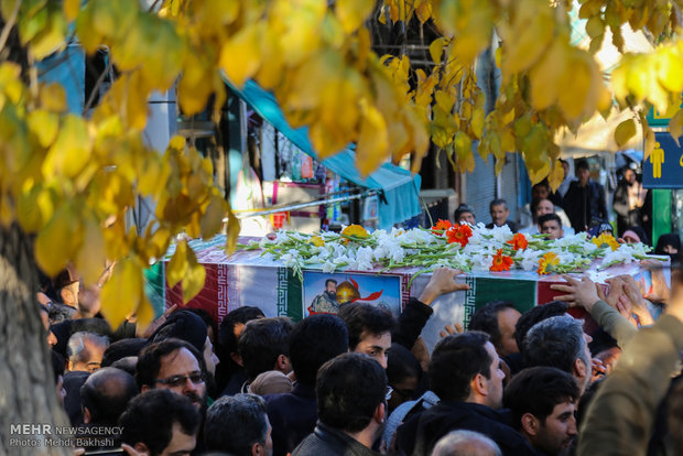 تشییع پیکر شهید مدافع حرم شهید مهدی ایمانی در قم‎