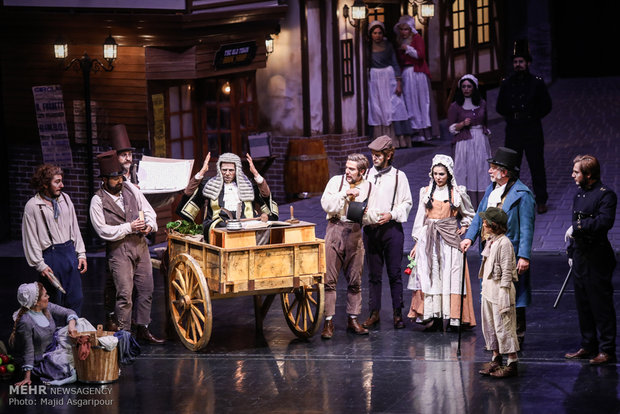 Tahran'da "Oliver Twist" adlı müzikal tiyatro oyunu sahnelendi