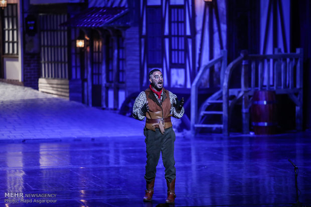 Tahran'da "Oliver Twist" adlı müzikal tiyatro oyunu sahnelendi