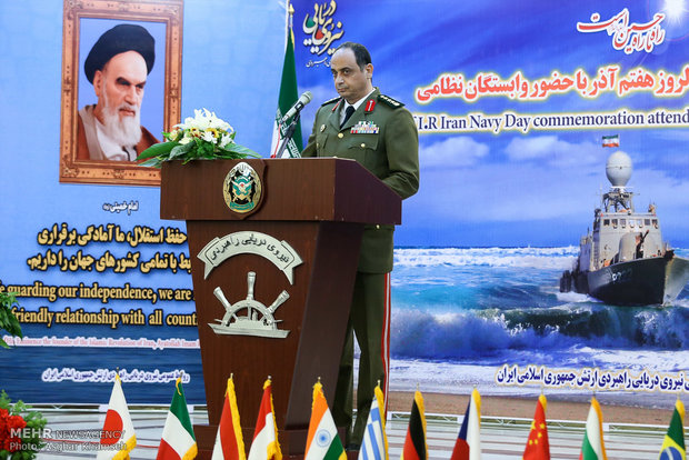 Foreign military attachés meet with Iran Navy commander 