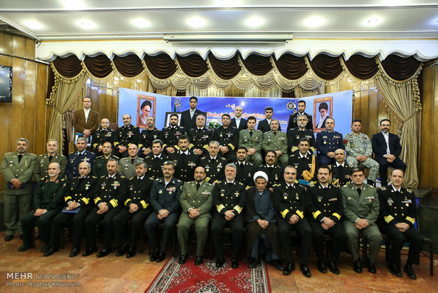 Foreign military attachés meet with Iran Navy commander 