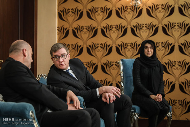 دیدار وزیر اقتصاد با رئیس مجلس نخجوان و معاون وزیر دارایی چک