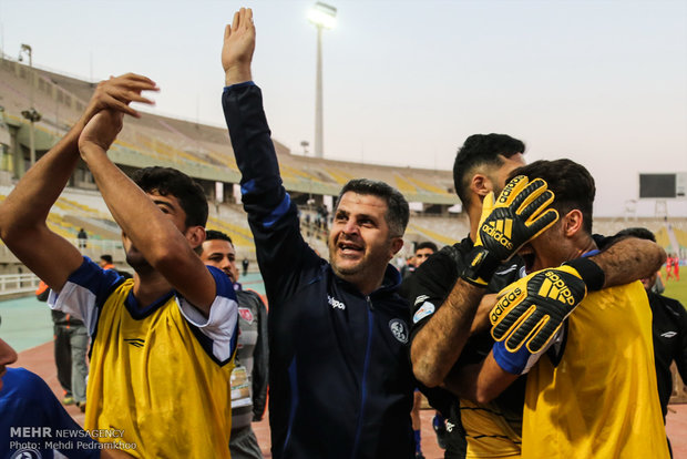دیدار استقلال خوزستان و تراکتورسازی در جام حذفی