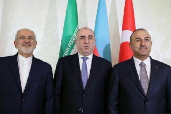 نشست سه جانبه وزرای خارجه ایران، ترکیه و آذربایجان آغاز شد
