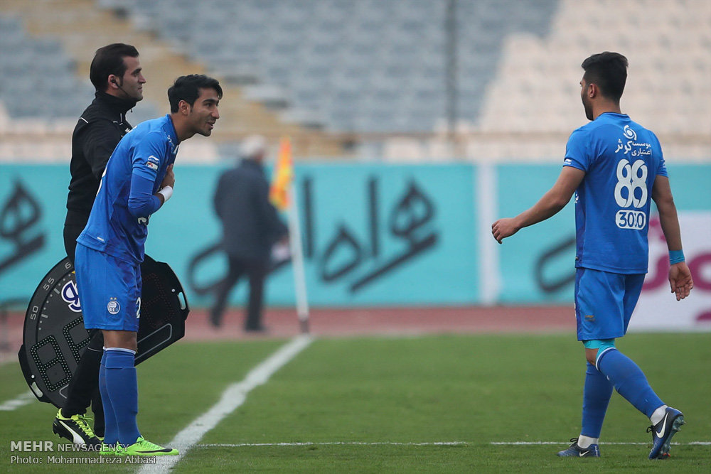 Tehran blue giants get to semi-final of Hazfi Cup