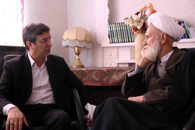 آیت الله حائری شیرازی همواره یار انقلاب، امام راحل و رهبری بود