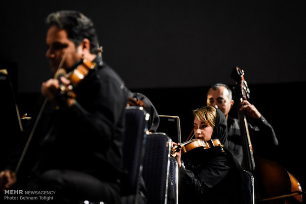 Tahran Senfoni Orkestrası'ndan muhteşem konser