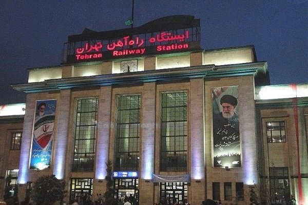 درخواست راه‌آهن از مسافران برای حضور به موقع در ایستگاه