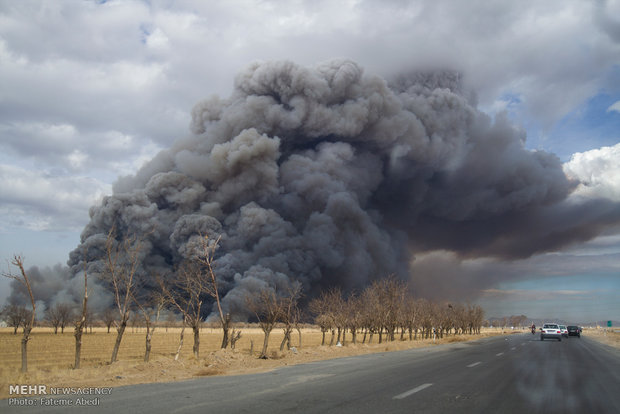 Fire outbreak at Mighan Wetland