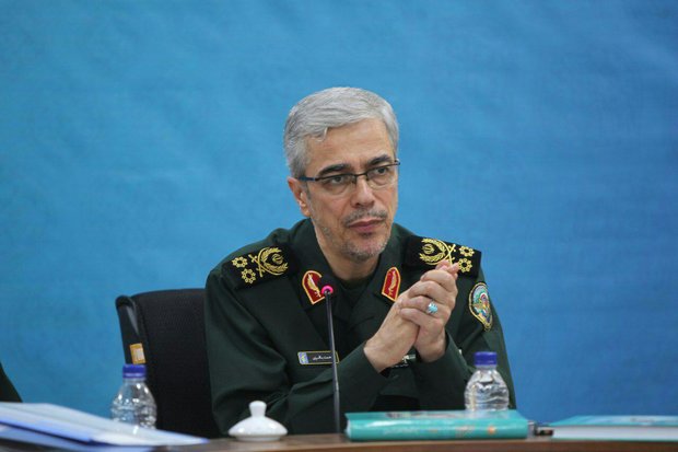 ایرانی مسلح افواج کے چيف اور پاکستانی فوج کے سربراہ کی ملاقات
