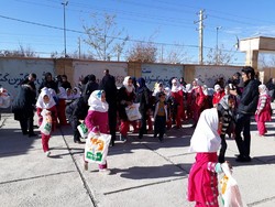 اتمام توزیع بسته های فرهنگی در مناطق زلزله زده استان کرمانشاه