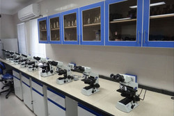 تجهیزات آزمایشگاه دامپزشکی شرق تامین می شود/۲۵۰۰ مجوز استخدامی در استان ها