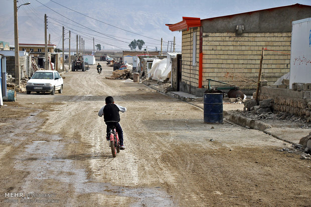 Depremden 45 gün sonra Kirmanşah'tan kareler