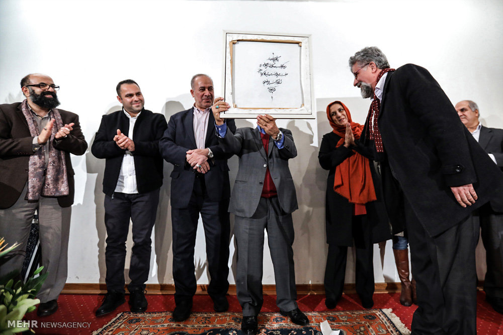 Iranian calligrapher honored for 68th birthday   