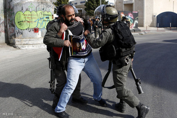 إصابة 20 فلسطينيا في القدس برصاص الأمن الإسرائيلي 
