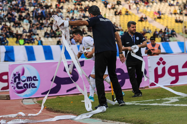 İran Fotbol Süper Ligi'nin 17. haftasından kareler