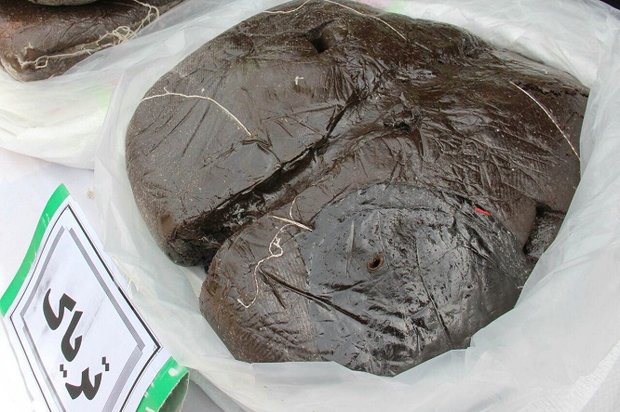 کشف ۳۰۰ کیلوگرم تریاک در عملیات مشترک پلیس همدان و فارس