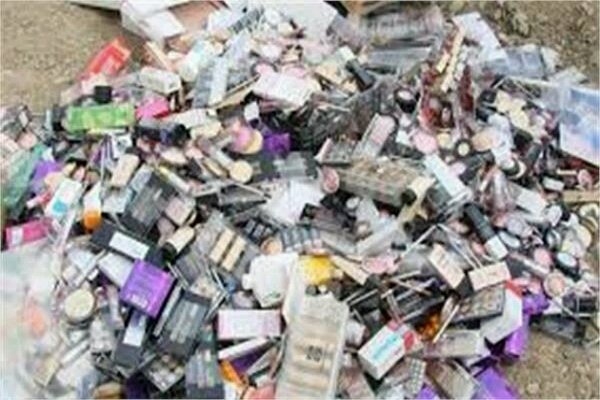 امحاء بیش از ۳۵ هزار قلم کالای آرایشی و بهداشتی قاچاق