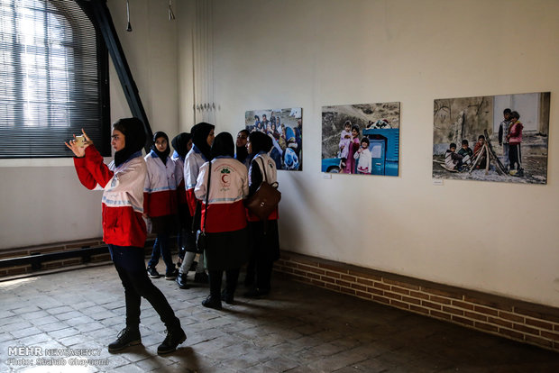 "Kirmanşah depremi" konulu fotoğraf sergisi