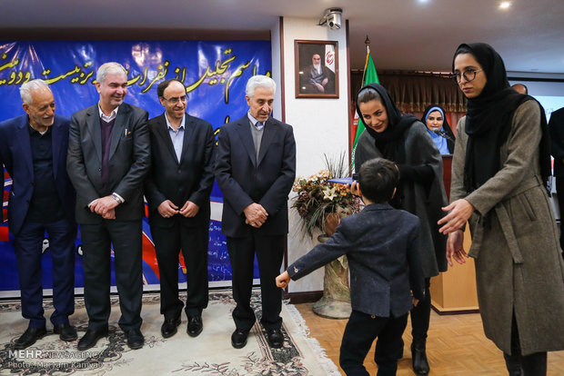 تقدیر از برگزیدگان المپیادهای علمی
