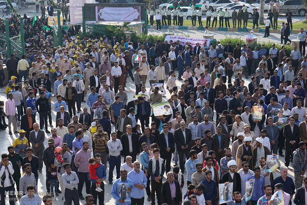 تجمع و راهپیمایی مردمی در اعتراض به آشوب های اخیر در جزیره قشم