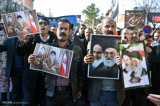 تجمع و راهپیمایی مردمی در اعتراض به آشوب های اخیر در شهرضا اصفهان