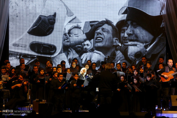 Alireza Assar's live performance in Tehran