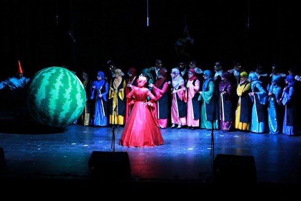 «اُپرا کُمیک هندونه»اجرا می شود/تلفیق محلی شیرازی باموسیقی کلاسیک