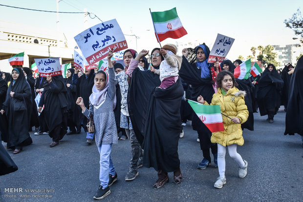 تظاهرات الشعب الايراني لإدانة اعمال الشغب في شيراز