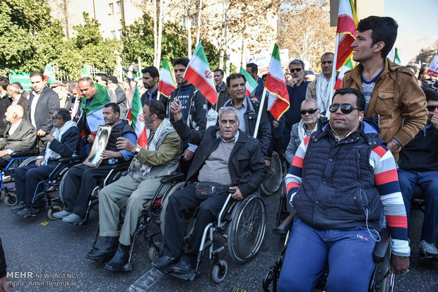 تظاهرات الشعب الايراني لإدانة اعمال الشغب في شيراز