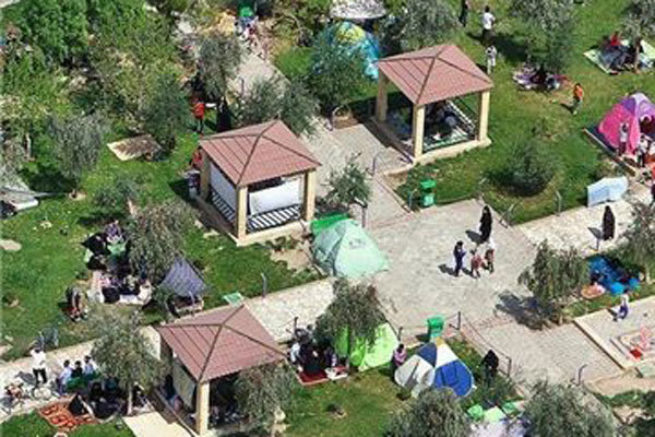 اسکان ۱۳۰۰ مسافر نوروزی در کمپ‌های بوستان‌های پایتخت