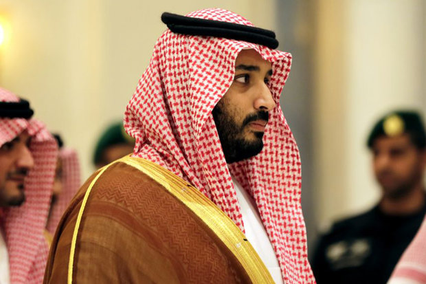 بن سلمان يتهرب من الإجابة على سؤال صحفي حول اليمن