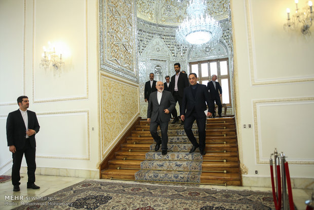 FM Zarif receives Chilean, Ghanaian, Polish envoys to Tehran