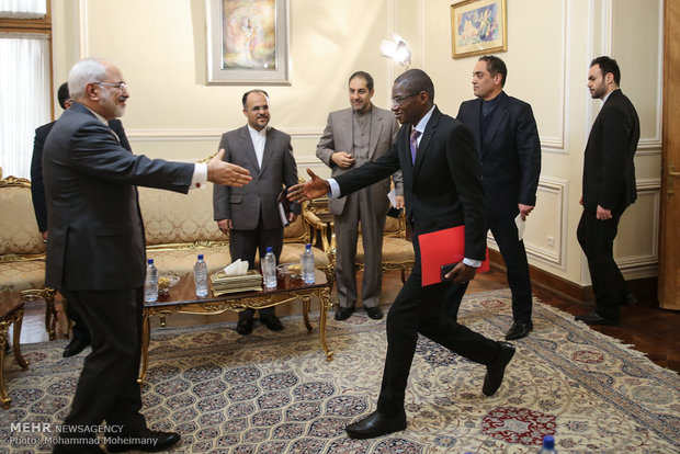 FM Zarif receives Chilean, Ghanaian, Polish envoys to Tehran