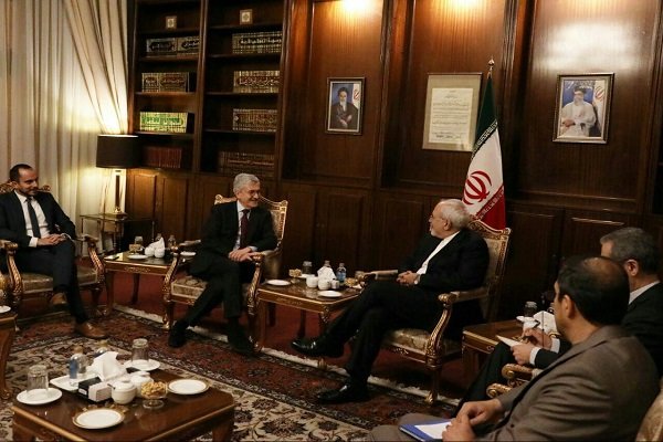 ایرانی وزیر خارجہ سے اٹلی کے سابق وزير اعظم کی ملاقات