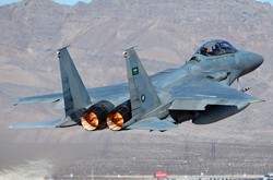 VIDEO: Yemeni forces shoot down Saudi F-15 jet over Sana'a