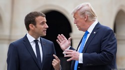 Donald Trump" and "Emmanuel Macron