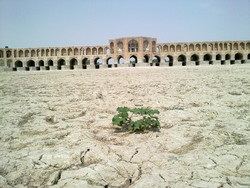 Zayanderud river
