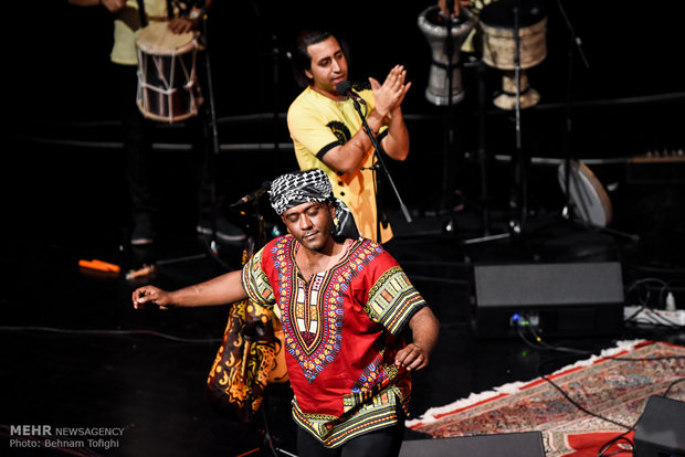 سومین روز سی و سومین جشنواره موسیقی فجر