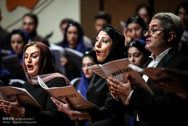 İran'daki görkemli müzik şöleni beşinci basamakta