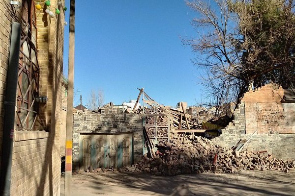 تخریب شبانه محله کبابیان همدان توسط بلدوزرهای شهرداری