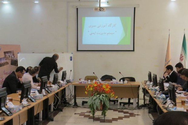 جلسه آموزش ممیزی «مدیریت ایمنی» راه آهن شمالشرق(۱) برگزار شد