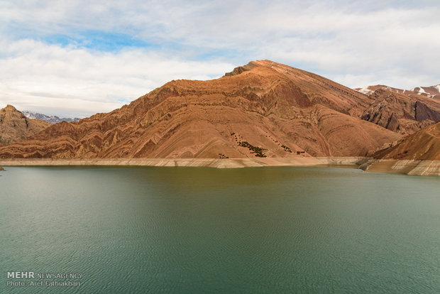 Lowering water levels concerning Tehran  