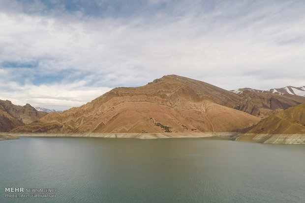 Lowering water levels concerning Tehran  