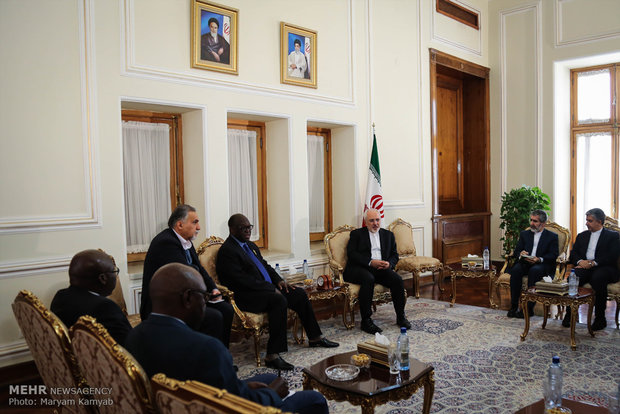 Iranian FM meets with UN official, Senegalese speaker