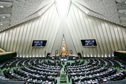 Iranian Lawmakers push for local messaging apps