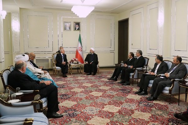 Rouhani calls for expanding ties with Algeria