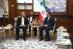Iran sees no limits in enhancing defense ties with Pakistan